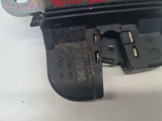 bontott VW GOLF VI Csomagtérajtó Zárszerkezet