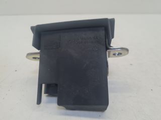 bontott VW GOLF VI Csomagtérajtó Zárszerkezet