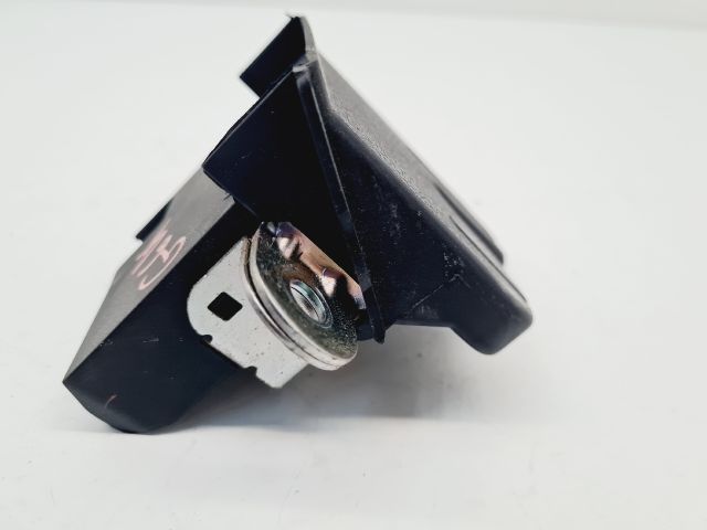 bontott VW GOLF VI Csomagtérajtó Zárszerkezet