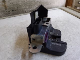 bontott VW GOLF VI Csomagtérajtó Zárszerkezet