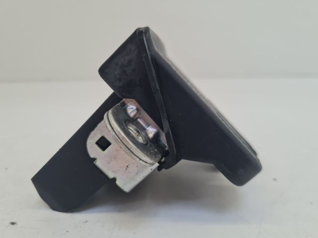 bontott VW GOLF VI Csomagtérajtó Zárszerkezet