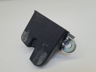 bontott VW GOLF VI Csomagtérajtó Zárszerkezet