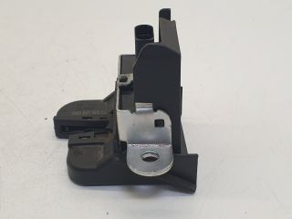 bontott VW GOLF VI Csomagtérajtó Zárszerkezet