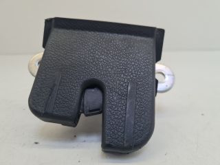 bontott VW GOLF VI Csomagtérajtó Zárszerkezet