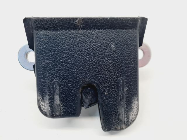 bontott VW GOLF VI Csomagtérajtó Zárszerkezet