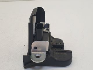 bontott VW GOLF VI Csomagtérajtó Zárszerkezet