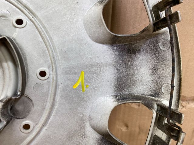 bontott VW GOLF VI Dísztárcsa (1 db)