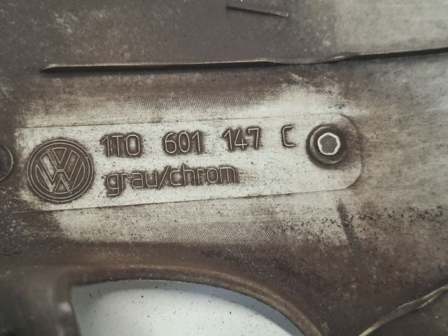 bontott VW GOLF VI Dísztárcsa (1 db)