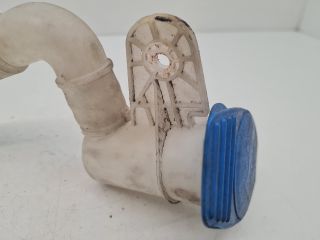 bontott VW GOLF VI Első Ablakmosó Cső