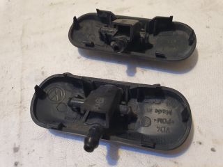 bontott VW GOLF VI Első Ablakmosó Fúvóka