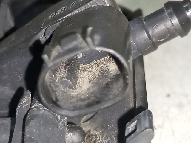 bontott VW GOLF VI Első Ablakmosó Fúvóka