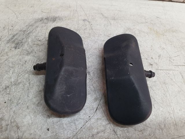 bontott VW GOLF VI Első Ablakmosó Fúvóka