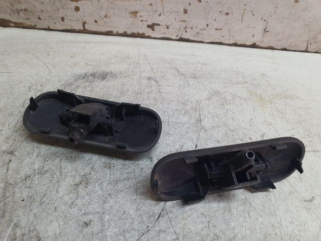 bontott VW GOLF VI Első Ablakmosó Fúvóka