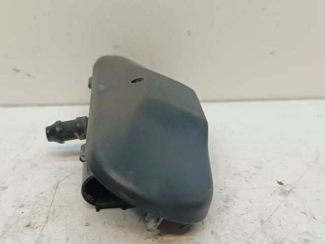 bontott VW GOLF VI Első Ablakmosó Fúvóka