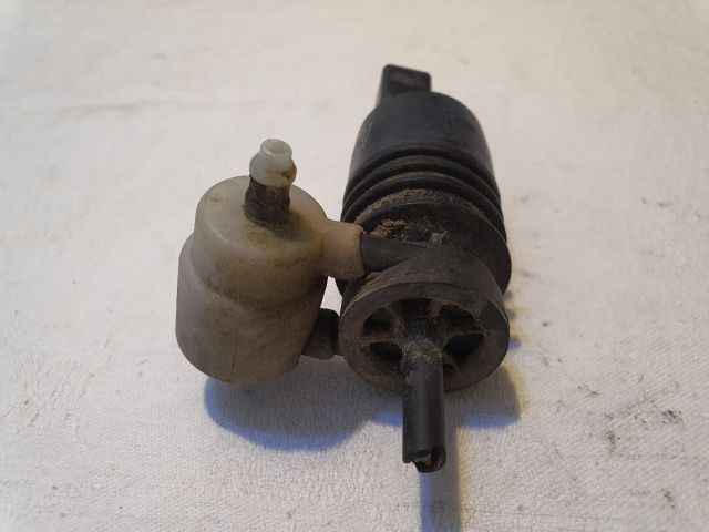 bontott VW GOLF VI Első Ablakmosó Szivattyú