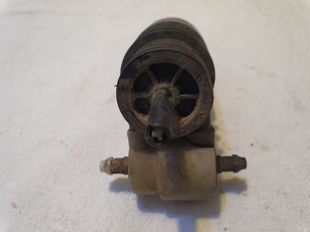 bontott VW GOLF VI Első Ablakmosó Szivattyú