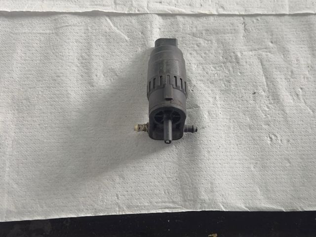 bontott VW GOLF VI Első Ablakmosó Szivattyú