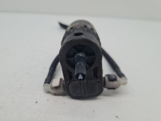 bontott VW GOLF VI Első Ablakmosó Szivattyú