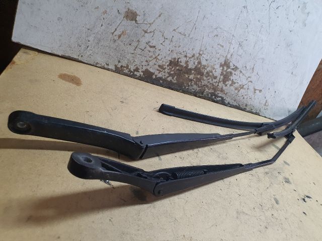 bontott VW GOLF VI Első Ablaktörlő Lapát Pár