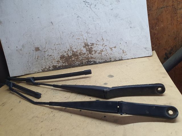 bontott VW GOLF VI Első Ablaktörlő Lapát Pár