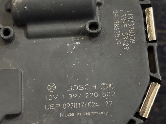 bontott VW GOLF VI Első Ablaktörlő Motor