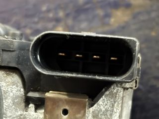 bontott VW GOLF VI Első Ablaktörlő Motor