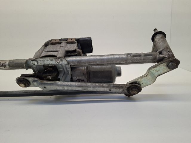 bontott VW GOLF VI Első Ablaktörlő Motor