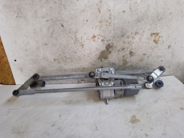 bontott VW GOLF VI Első Ablaktörlő Szerkezet Motorral