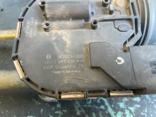 bontott VW GOLF VI Első Ablaktörlő Szerkezet Motorral