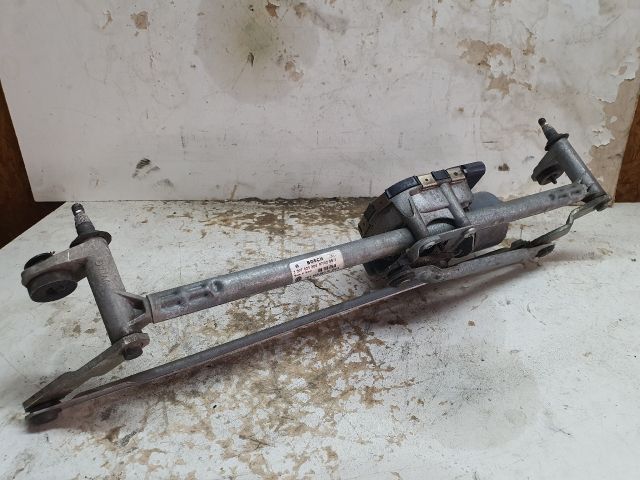 bontott VW GOLF VI Első Ablaktörlő Szerkezet Motorral