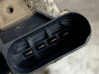 bontott VW GOLF VI Első Ablaktörlő Szerkezet Motorral