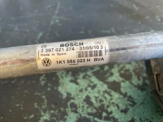 bontott VW GOLF VI Első Ablaktörlő Szerkezet Motorral