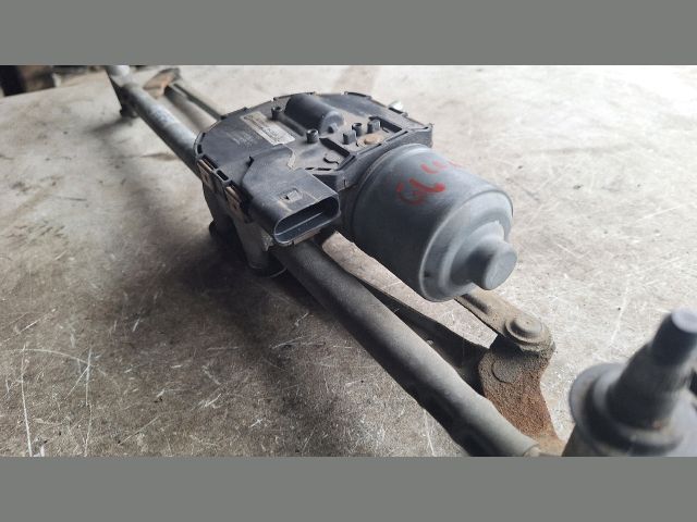 bontott VW GOLF VI Első Ablaktörlő Szerkezet Motorral