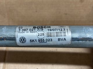 bontott VW GOLF VI Első Ablaktörlő Szerkezet Motorral