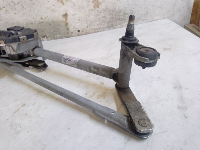 bontott VW GOLF VI Első Ablaktörlő Szerkezet Motorral