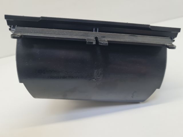 bontott VW GOLF VI Első Hamutartó