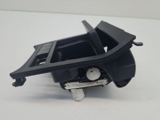 bontott VW GOLF VI Első Hamutartó