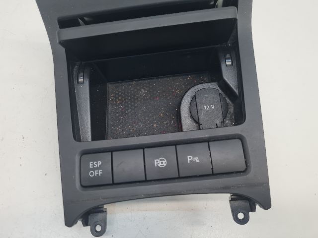 bontott VW GOLF VI Első Hamutartó