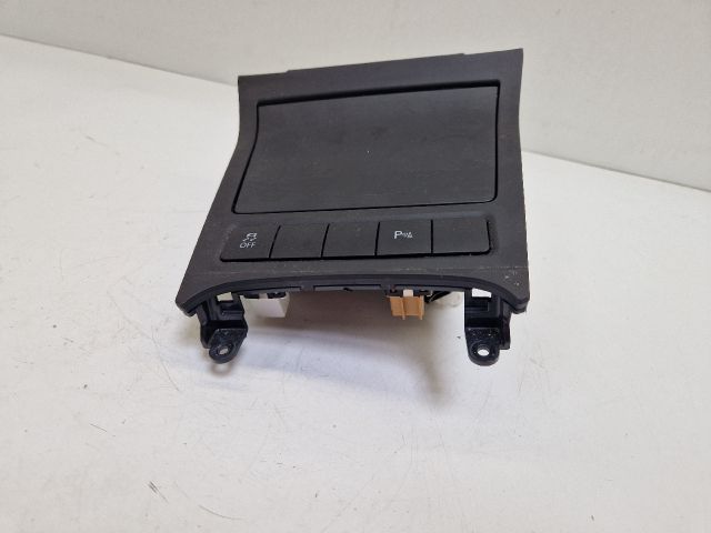 bontott VW GOLF VI Első Hamutartó