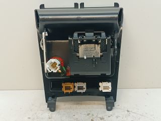 bontott VW GOLF VI Első Hamutartó