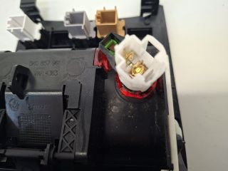 bontott VW GOLF VI Első Hamutartó