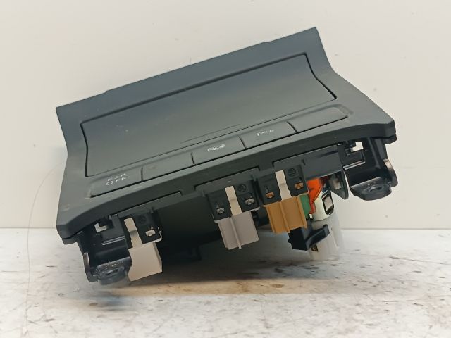 bontott VW GOLF VI Első Hamutartó