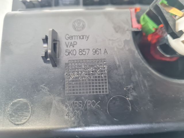 bontott VW GOLF VI Első Hamutartó