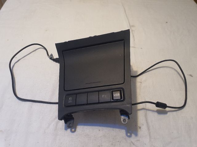 bontott VW GOLF VI Első Hamutartó