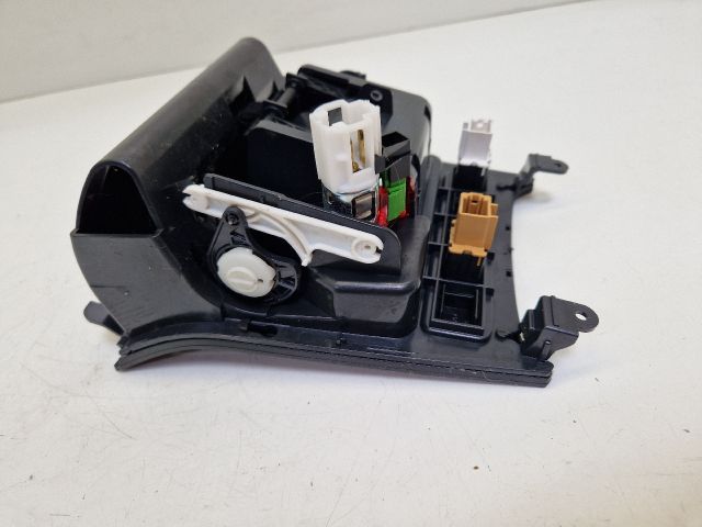 bontott VW GOLF VI Első Hamutartó