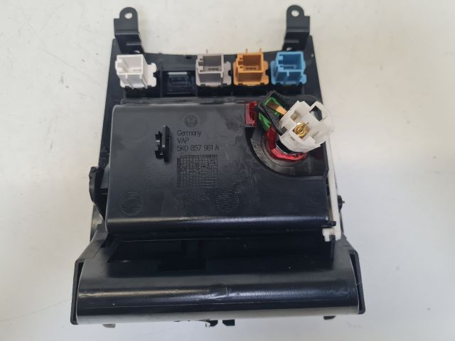 bontott VW GOLF VI Első Hamutartó