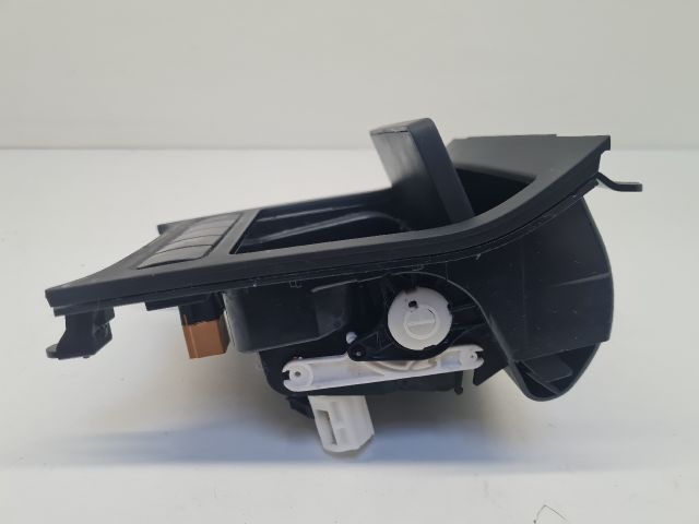 bontott VW GOLF VI Első Hamutartó