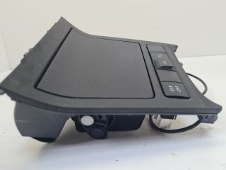 bontott VW GOLF VI Első Hamutartó