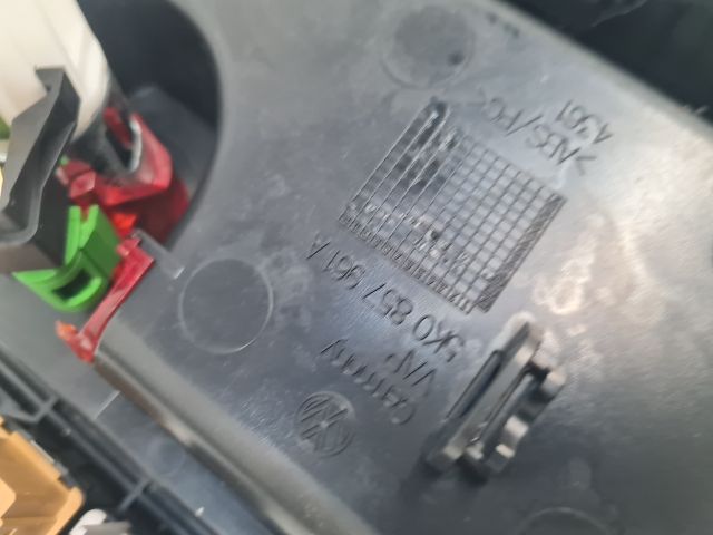 bontott VW GOLF VI Első Hamutartó