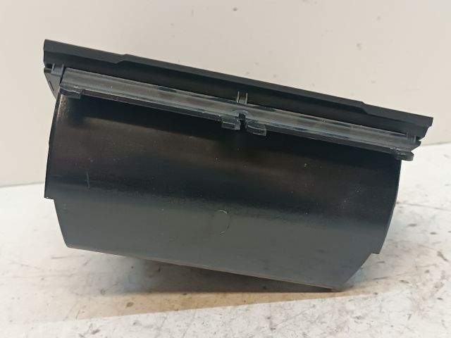 bontott VW GOLF VI Első Hamutartó